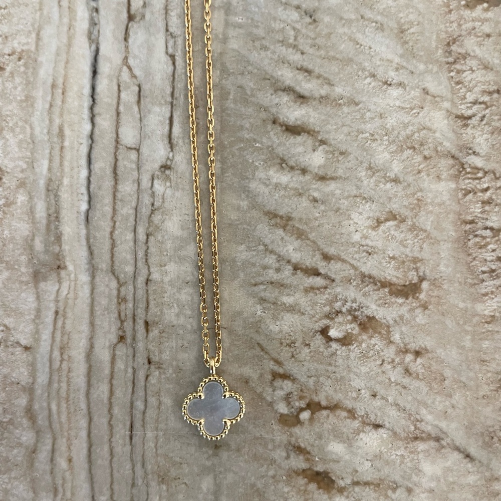 Van Cleef & Arpels Sweet Alhambra necklace